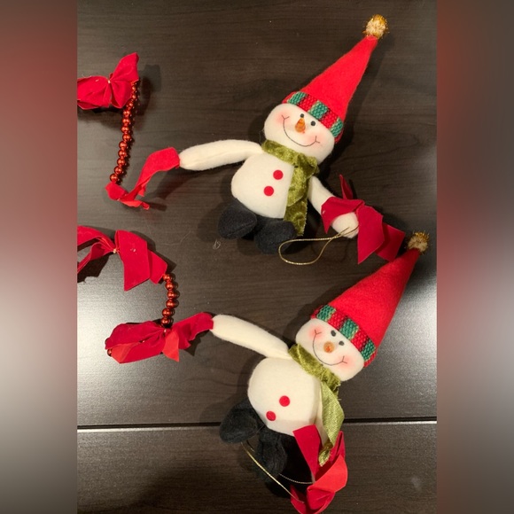 Santa, Bear and Snowman Plush Garland, Like New, Set of 2, 36” long each - Picture 4 of 10